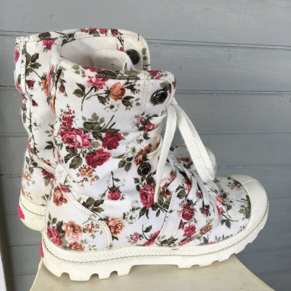 Palladium Floral Canvas Boots - Picture 5 of 9